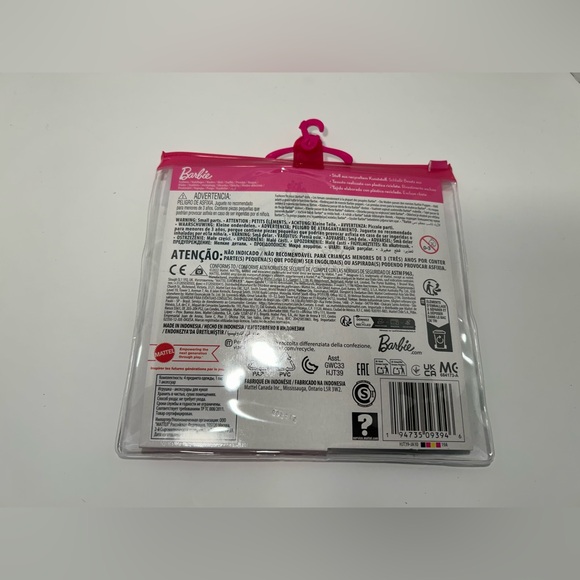 Barbie Fashions Doll Clothing Beach 2-Pack for Barbie and Ken (2 Swim Outfits) - Picture 3 of 4